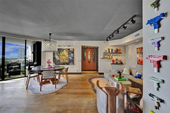 property at 3610 Yacht Club Dr