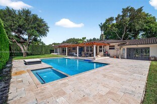 839 NE 97th St in Miami Shores, FL - Building Photo