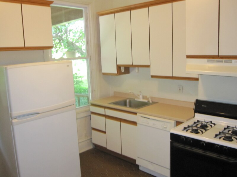 5706 Darlington Rd in Pittsburgh, PA - Building Photo