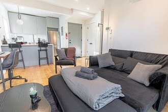 1255 Decatur St in Brooklyn, NY - Building Photo - Building Photo