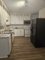 718 N 18th St, Unit 3 in Fort Smith, AR - Building Photo