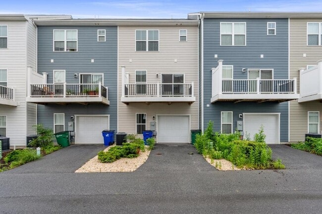 200 Hamilton Ave NW in Christiansburg, VA - Building Photo - Building Photo