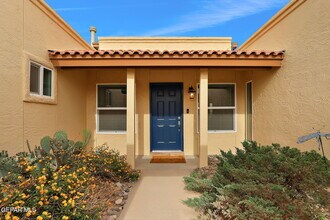 608 La Chapa Ave in El Paso, TX - Building Photo - Building Photo