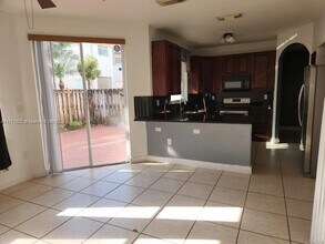 4838 NW 108th Ct in Doral, FL - Building Photo - Building Photo