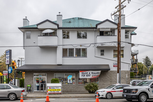 20618 Douglas Cres in Langley, BC - Building Photo - Building Photo