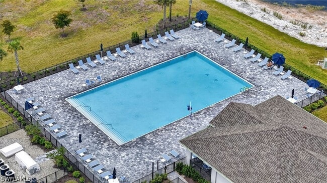 property at 11621 Savanna Lks Blvd