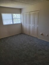 11620 Park Blvd, Unit 306 in Seminole, FL - Foto de edificio - Building Photo