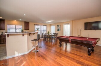 6730 W Oak Mist Ave in Las Vegas, NV - Building Photo - Building Photo