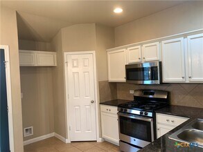 2587 Diamondback Trail in New Braunfels, TX - Building Photo - Building Photo