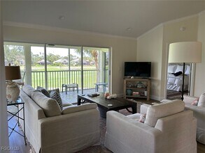 8361 Grand Palm Dr in Ft. Myers, FL - Building Photo - Building Photo