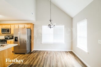 9005 Brookhurst Trail in Gainesville, GA - Foto de edificio - Building Photo