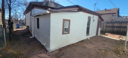 211 Greenwood Ave in Canon City, CO - Building Photo - Building Photo