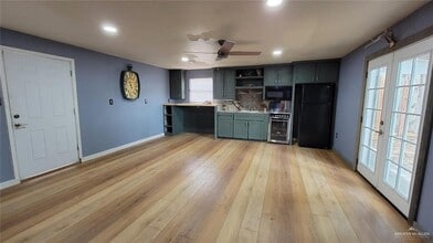 910 N 15th St in McAllen, TX - Building Photo - Building Photo