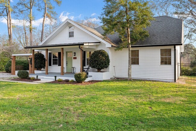 4112 St James Church Rd in Raleigh, NC - Building Photo - Building Photo
