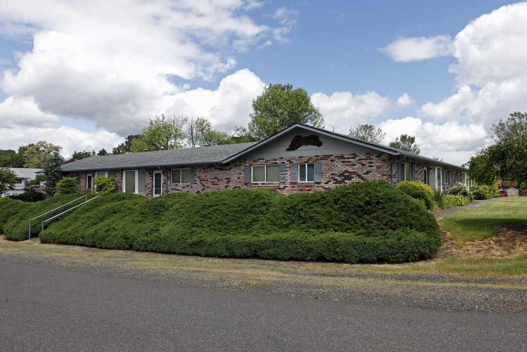 Fairview Apartments in Fairview, OR - Building Photo