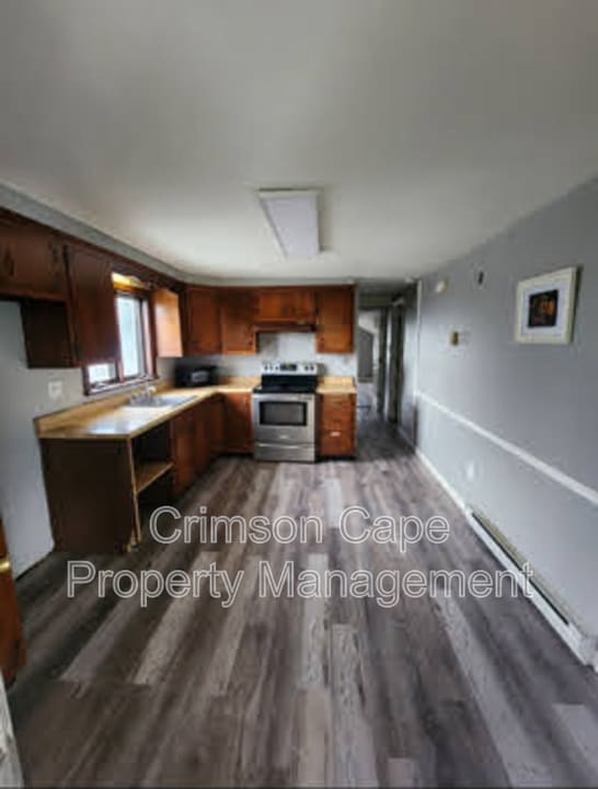 1137 Grove St in Avoca, PA - Building Photo