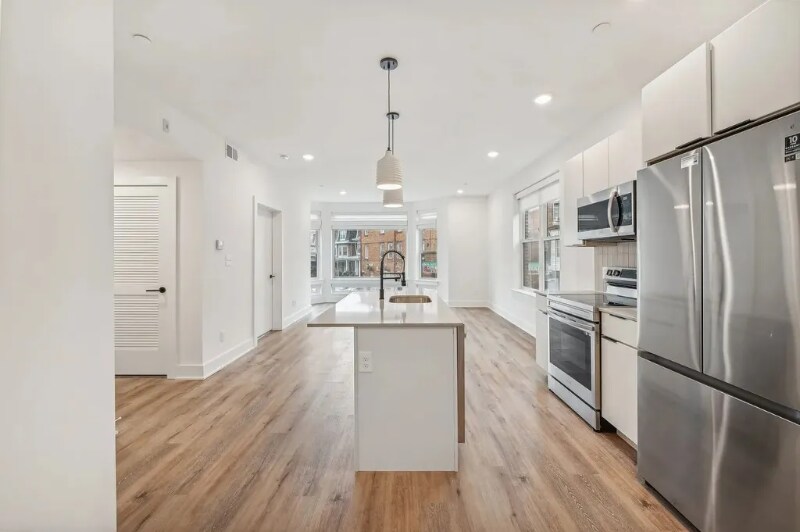 6312 Germantown Ave in Philadelphia, PA - Building Photo