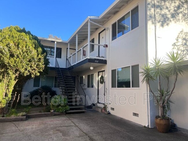 752 Beaver St in Santa Rosa, CA - Building Photo - Building Photo