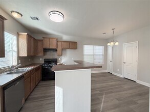 3742 W Ashford Villa Ln in Houston, TX - Building Photo - Building Photo