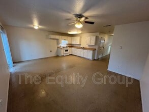1434 Cottage Pl in Porterville, CA - Building Photo - Building Photo