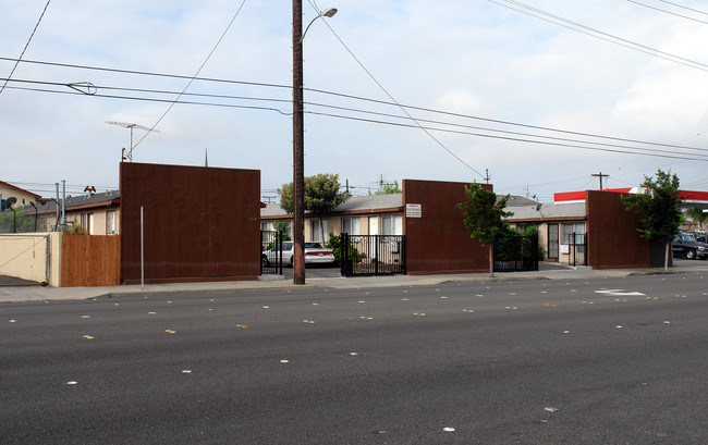 4538-4546 W Imperial Hwy in Hawthorne, CA - Building Photo - Building Photo