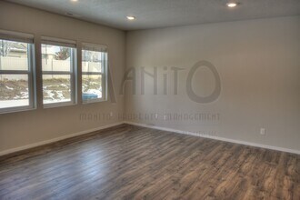 9110 N Camden Ln in Spokane, WA - Building Photo - Building Photo