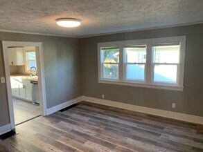 1122 S Webster St in Kokomo, IN - Building Photo - Building Photo