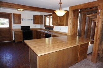 6080 Kinney Creek Rd in Evergreen, CO - Building Photo - Building Photo