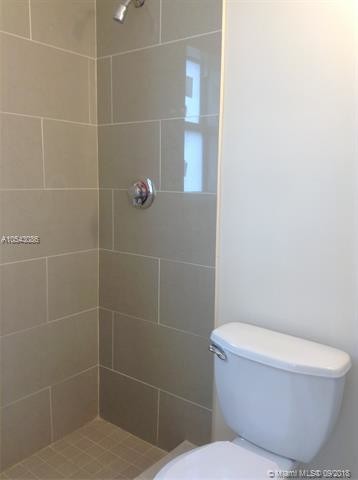 223 NW 12th St-Unit -18 in Miami, FL - Building Photo
