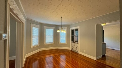 2 Cambridge Ter, Unit 1 in Cambridge, MA - Foto de edificio - Building Photo