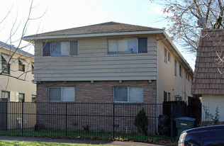 3317 W St in Sacramento, CA - Building Photo - Building Photo