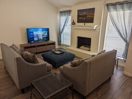 8707 Westover Club Dr in Austin, TX - Building Photo