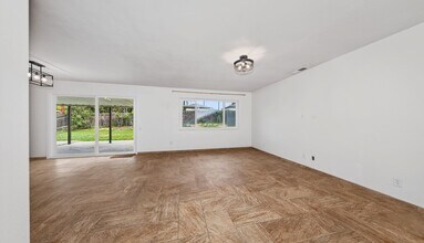 825 Banyan Dr in Redlands, CA - Building Photo - Building Photo