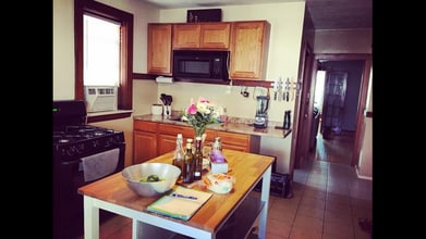 4241 Ellenwood Ave, Unit 2F in St. Louis, MO - Foto de edificio - Building Photo