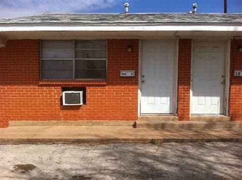 property at 1397 Cedar Crest Dr