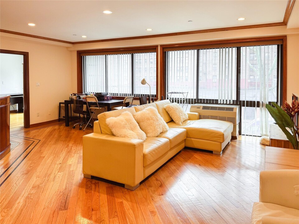 99-31 66th Ave in Queens, NY - Building Photo