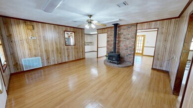 497 High Hope Rd in Sulphur, LA - Building Photo - Building Photo