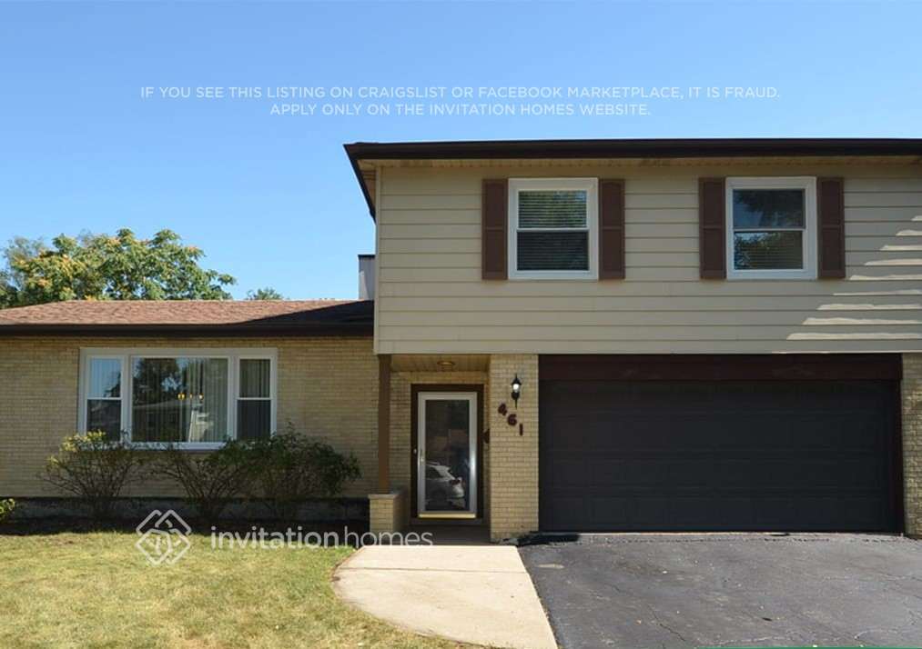 461 N Wesley Dr in Addison, IL - Building Photo