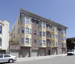 3201 Gough St in San Francisco, CA - Building Photo - Building Photo