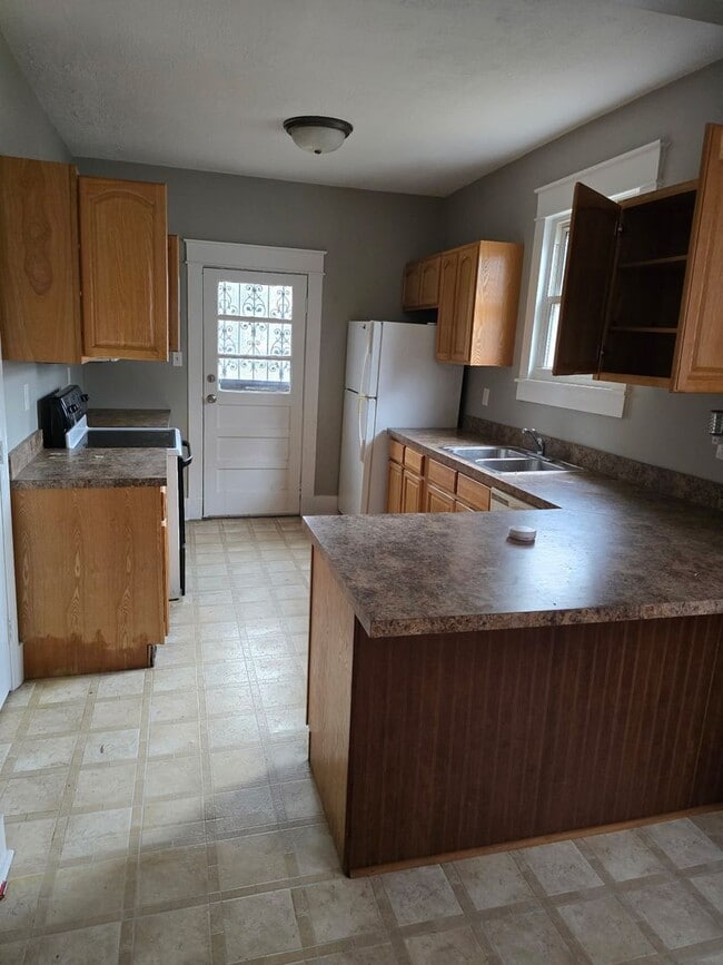 3244 Ashland Ave in Knoxville, TN - Building Photo - Building Photo