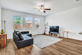 511 Poplar St in Princeton, TX - Building Photo - Building Photo