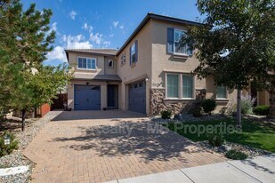 2125 Peaceful Valley Dr in Reno, NV - Building Photo