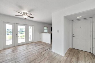 108 Pompano Dr SE in St. Petersburg, FL - Building Photo - Building Photo