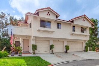 3150 Avenida Topanga in Carlsbad, CA - Building Photo - Building Photo