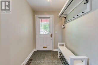 123 Melrose Ave in Toronto, ON - Building Photo - Building Photo
