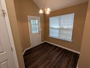 6122 Covington Villas Dr in Tuscaloosa, AL - Building Photo - Building Photo