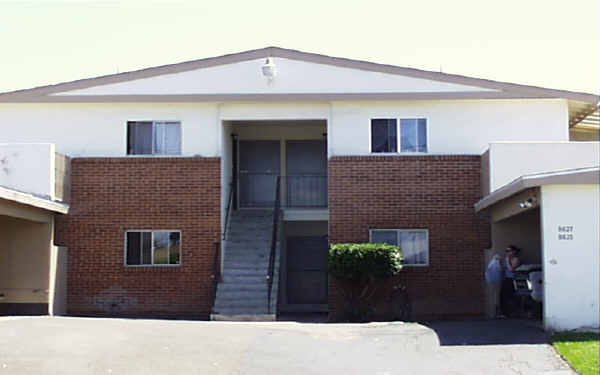 8625-8631 Glenhaven St in San Diego, CA - Building Photo