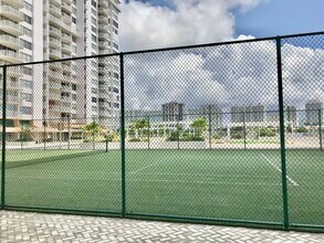 18041 Biscayne Blvd, Unit 4S1902 in Aventura, FL - Foto de edificio - Building Photo