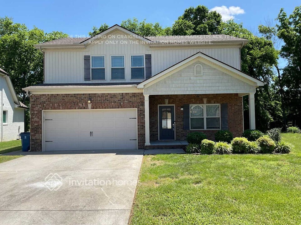 510 Ruby Oaks Ln in Murfreesboro, TN - Foto de edificio