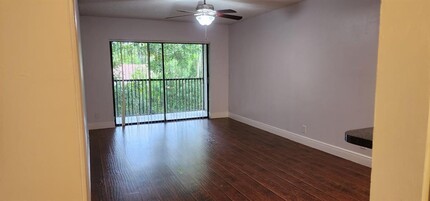 11172 W Sample Rd in Coral Springs, FL - Building Photo - Building Photo